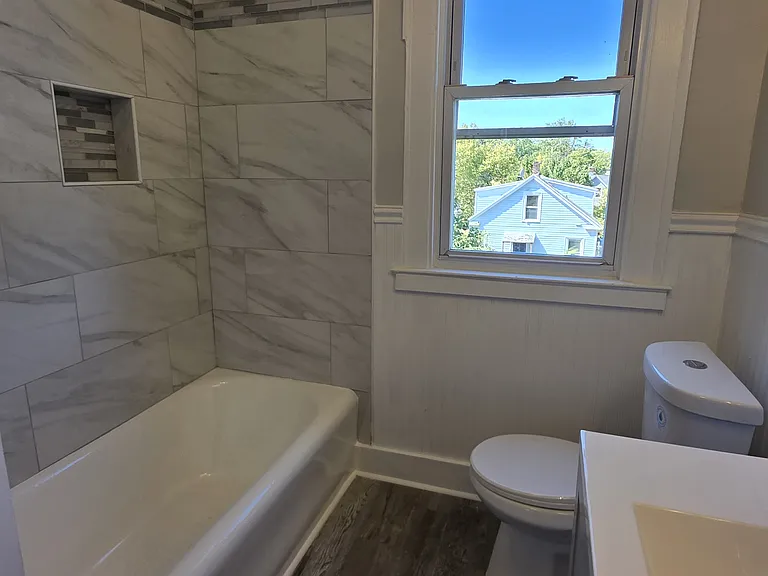 312 Huntington St #3 — Photo 19