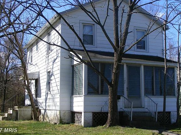 2nd image of 107 Washington St