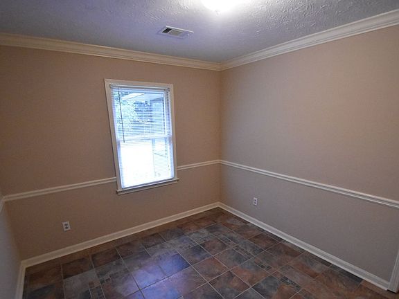 4th image of 1241 Summit Links Ct