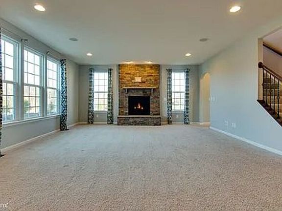 5th image of 3287 Vitale Ct