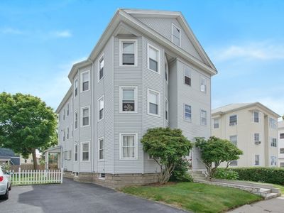 78 Harlem St, Worcester, MA, 01610
