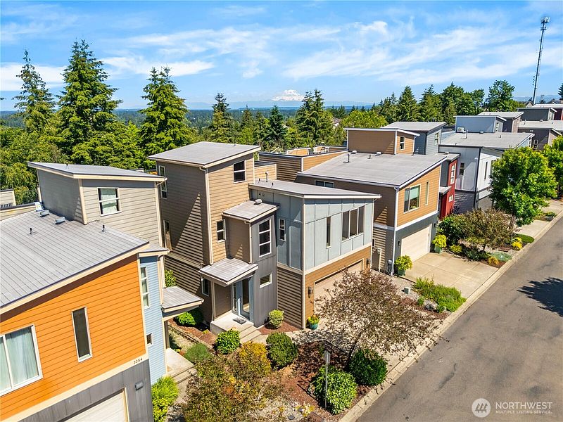 3rd image of 3062 Banks Lane SW