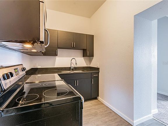 4th image of 409 8th St N APT 7
