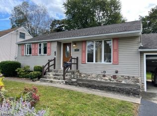 121 Center Rd, Phillipsburg, NJ 08865