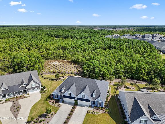 5th image of 3692 Gardenia Lane