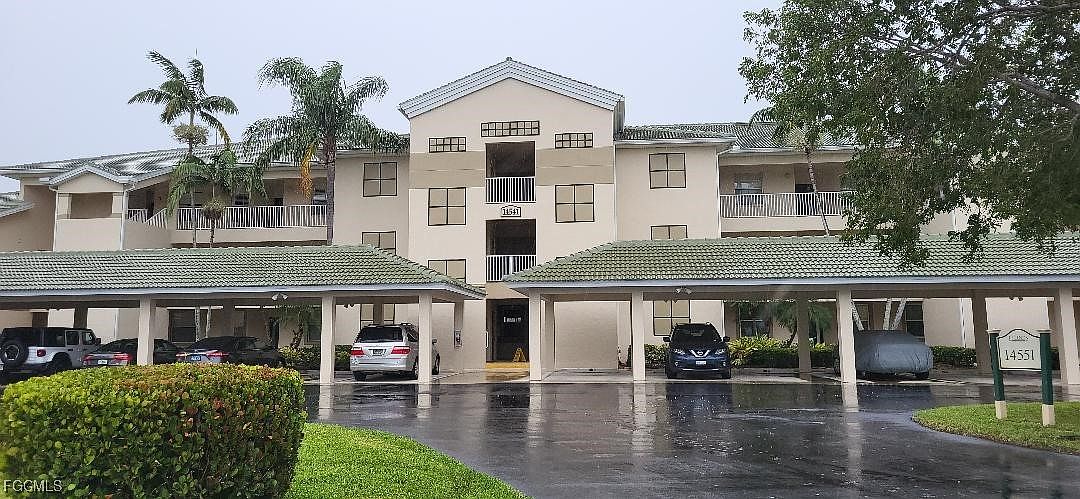14541 Sherbrook Pl APT 106