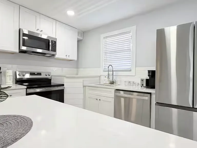 208 Chester St #11 — Photo 6
