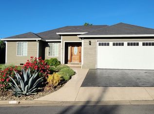 793 N Summerwood St, Roseburg, OR