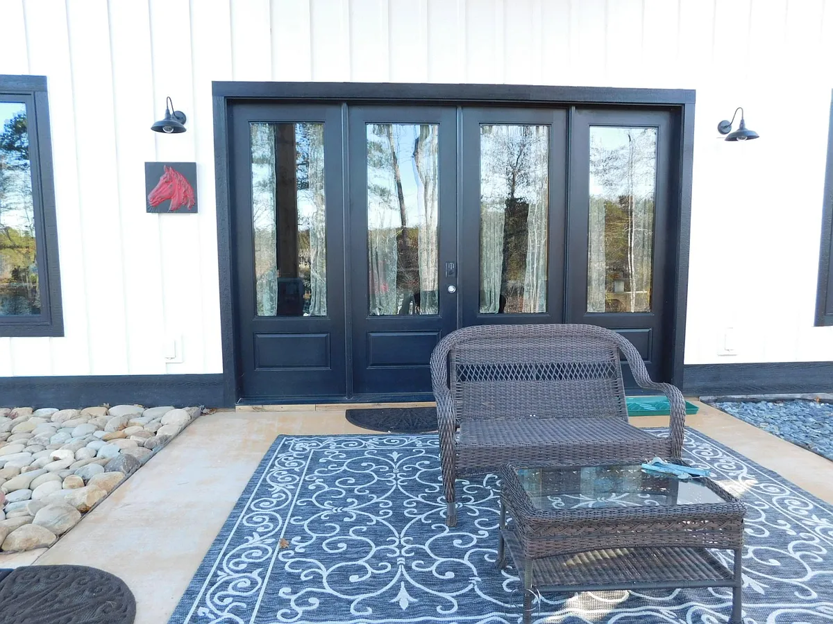 Front door entry and porch - 1385 Harbor Ridge Rd
