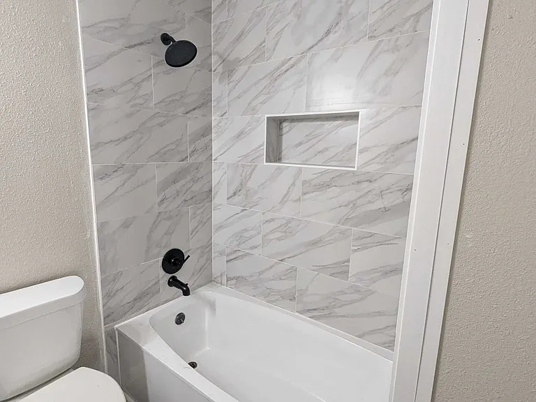 310 Hialeah Ave — Photo 15