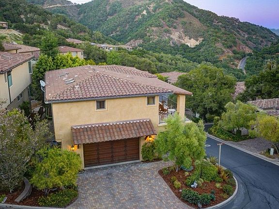 Neighborhood view nestled in the serene hills of Avila Beach