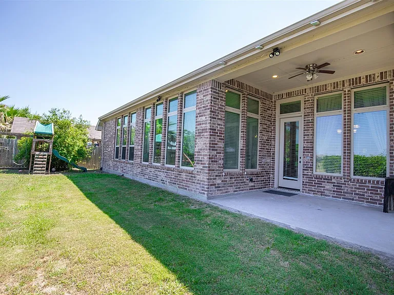 10406 Mossback Pine Rd — Photo 41