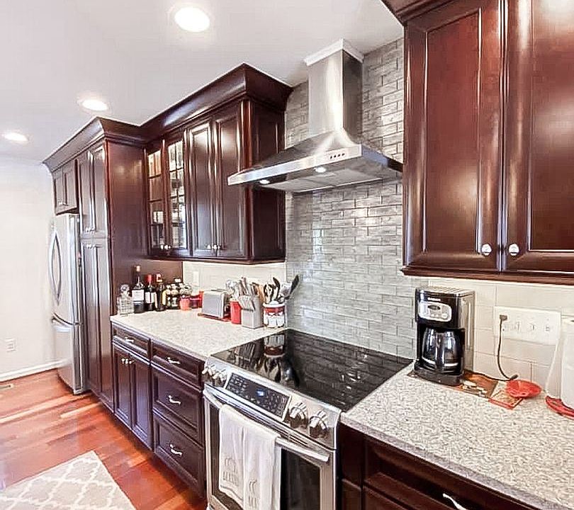 1st image of 505 Herndon Woods Ct