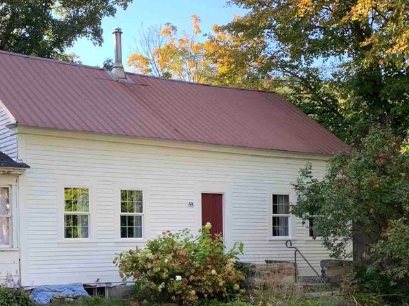 52 Pikes Falls Rd