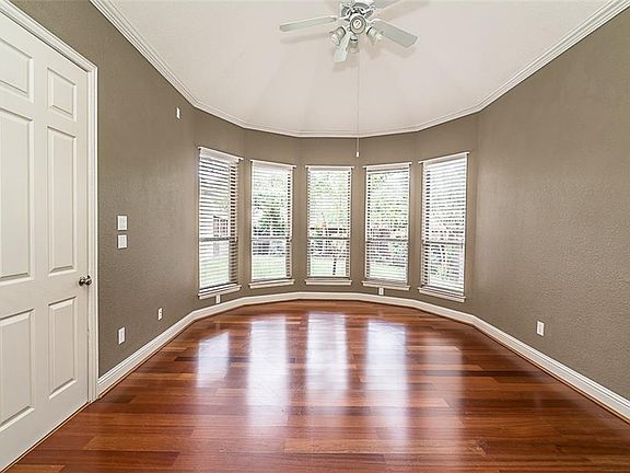3rd image of 4024 Highland Shores Dr