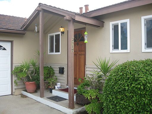 3rd image of 3917 Wildrose Way