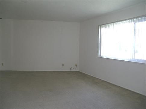 5th image of 4625 Ashdale Ct