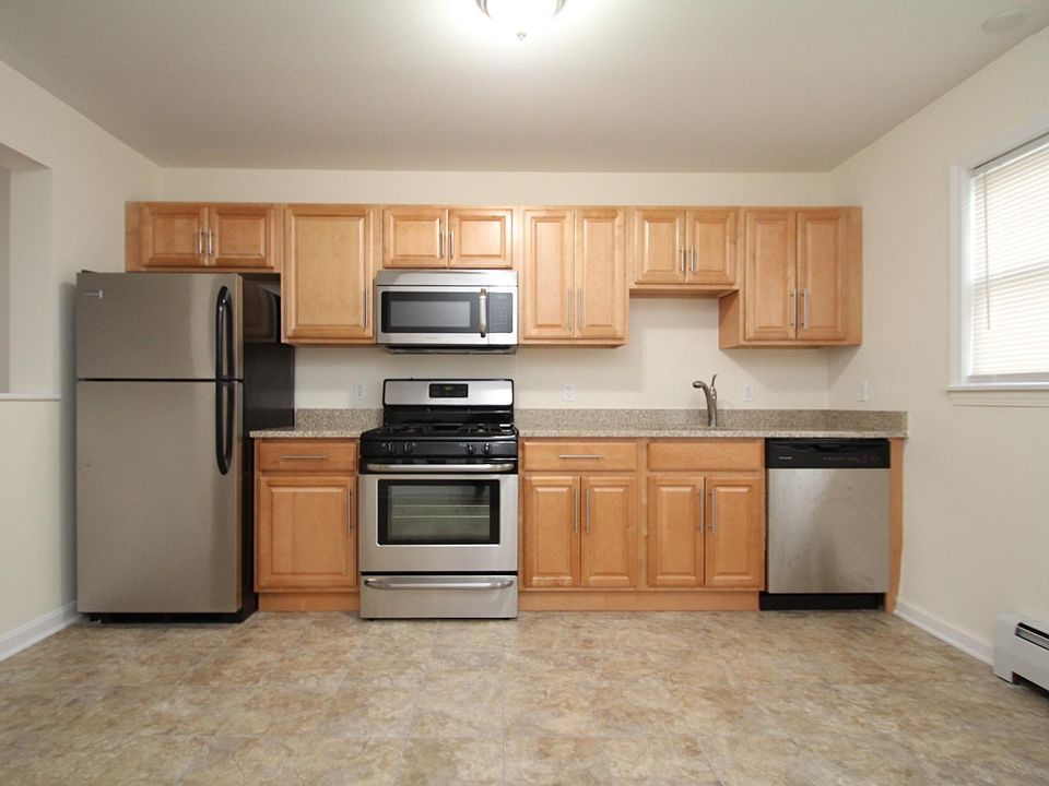 West Ave Apts LLC 2430 West Ave Norwalk, CT Zillow