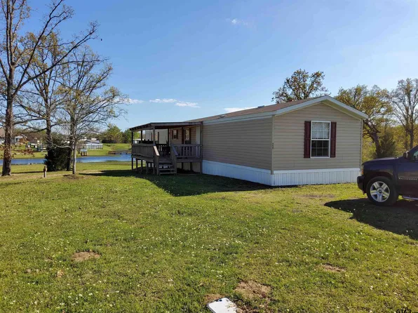 325 Waterfront Row, Quitman, TX 75783