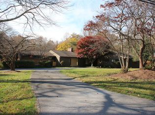 9606 Watts Branch Dr, Rockville, MD 20850
