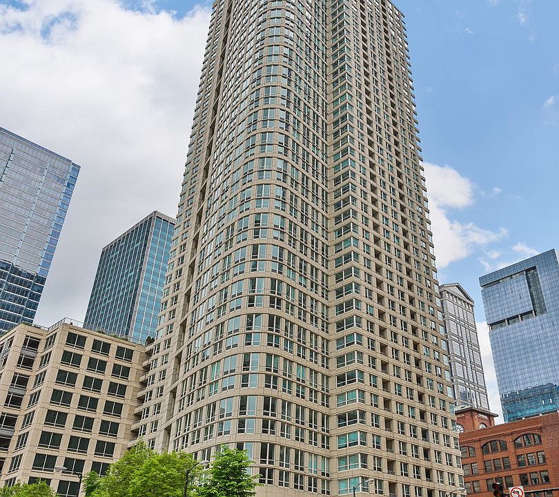 1st image of 345 N Lasalle St #1910