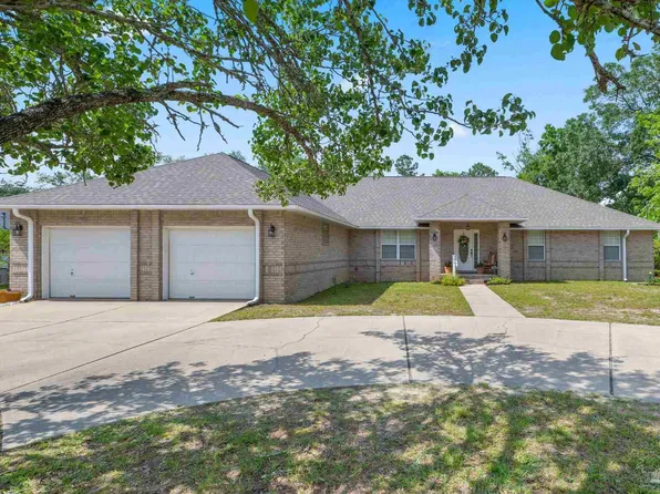 1838 Hollyhill Rd, Pensacola, FL 32526