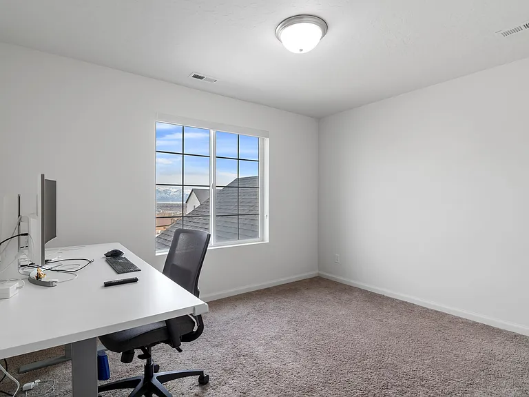 2283 N Elderberry Dr — Photo 14