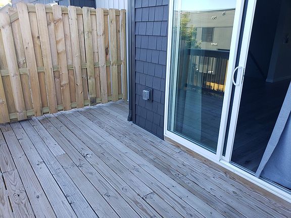 5th image of 205 Maxon St #4