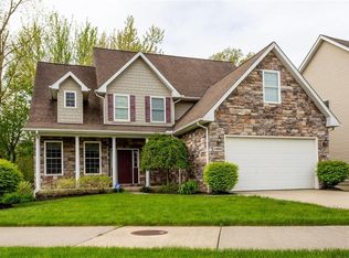 33805 Crown Colony Dr, Avon, OH 44011