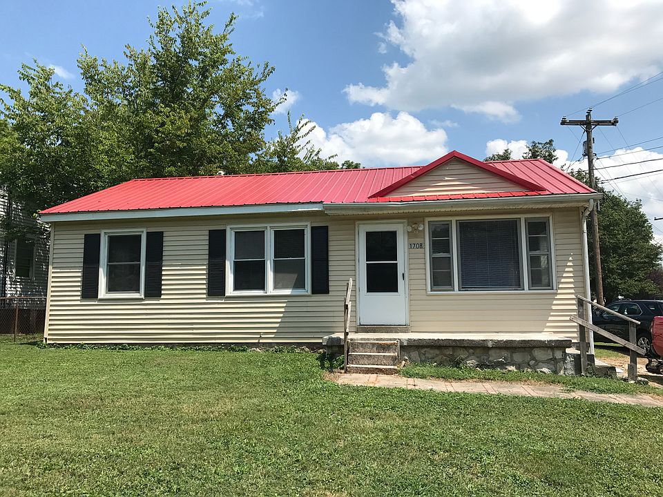 1st image of 1708 Holly Dr