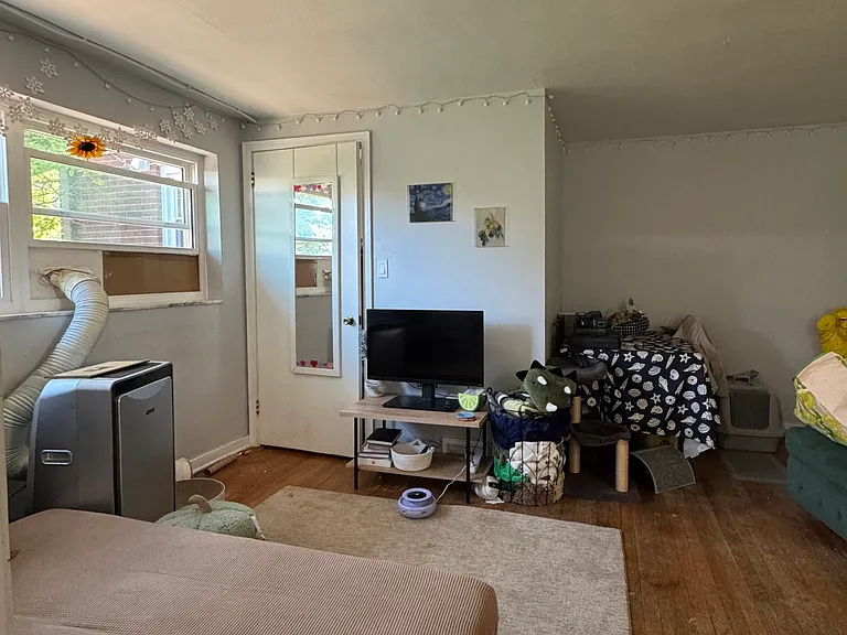 200 S Winebiddle St #2LR — Photo 3