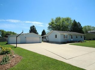 1007 Oak St, Watertown, WI 53098