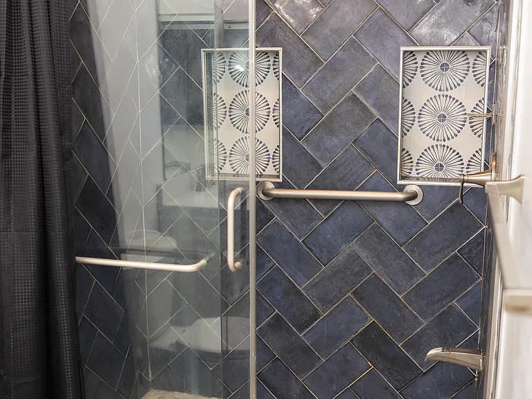 Master Walk-in Shower