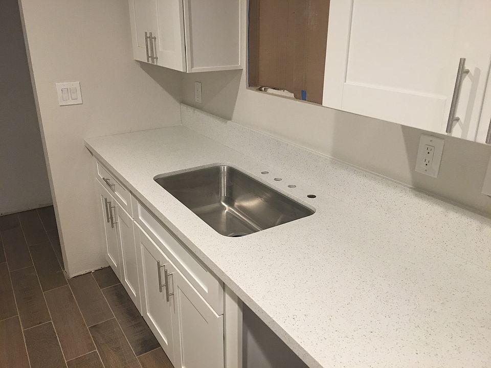 1st image of 239 Coralwood Dr