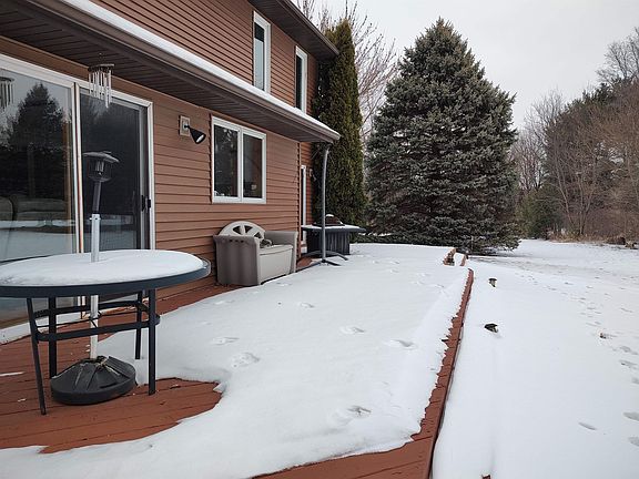 5th image of 100 Thornhill Dr SW