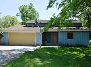 5235 NW 44th St, Topeka, KS 66618