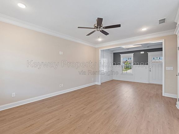 5th image of 1121 Jolly Ln