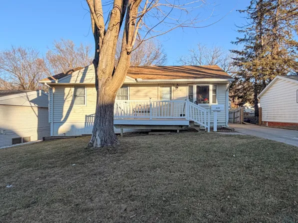 1820 S Maple St, Sioux City, IA 51106