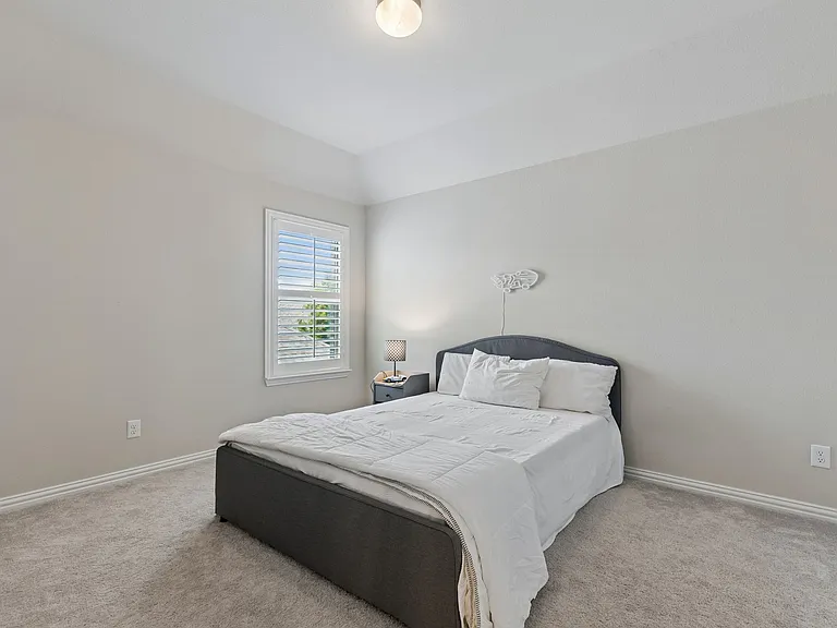 3028 Dustywood Dr — Photo 15