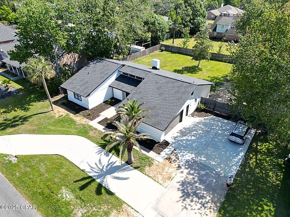 2nd image of 216 Moonlight Bay Dr