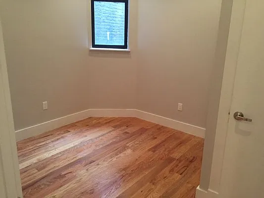 Rented by Nooklyn NYC LLC | media 76