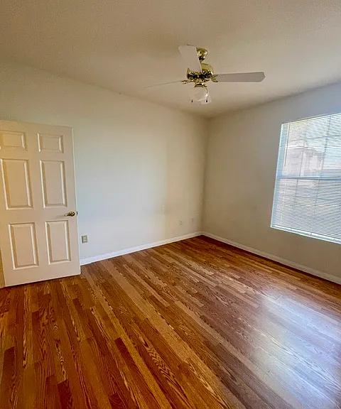 231 W Horizon Ridge Pkwy #2813 — Photo 10