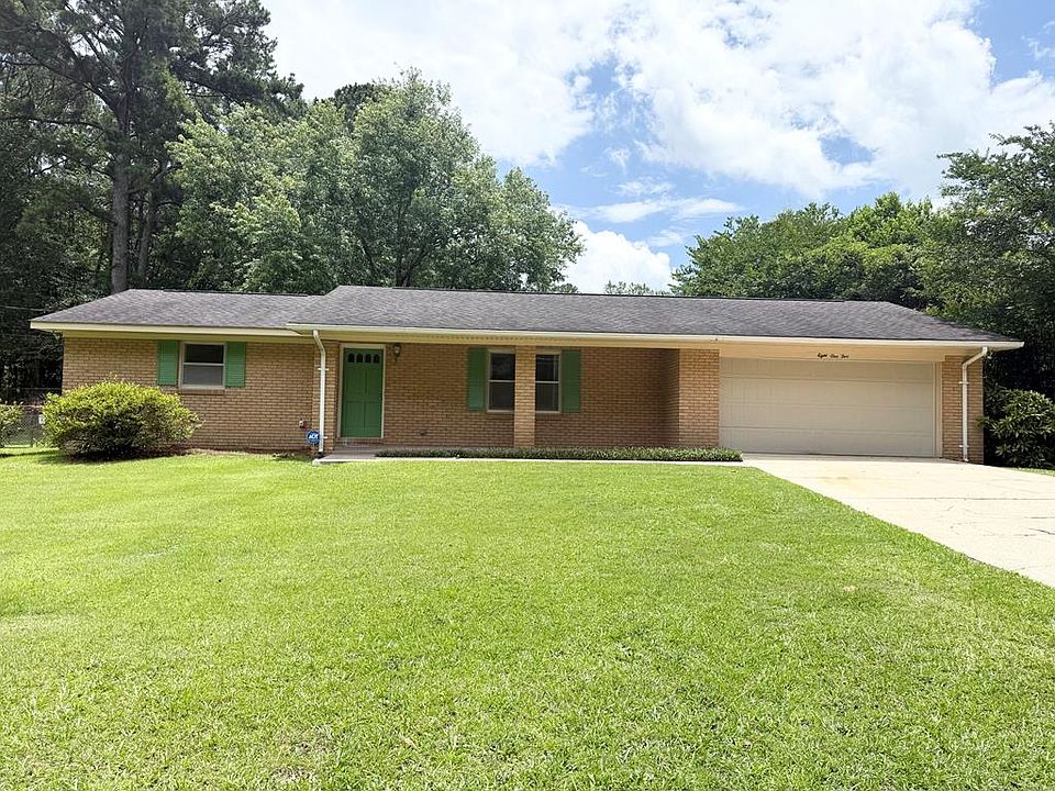 1st image of 815 McCurdy Blvd
