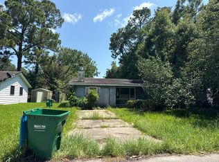 2202 Paul Harvey Ave, Pascagoula, MS 39567