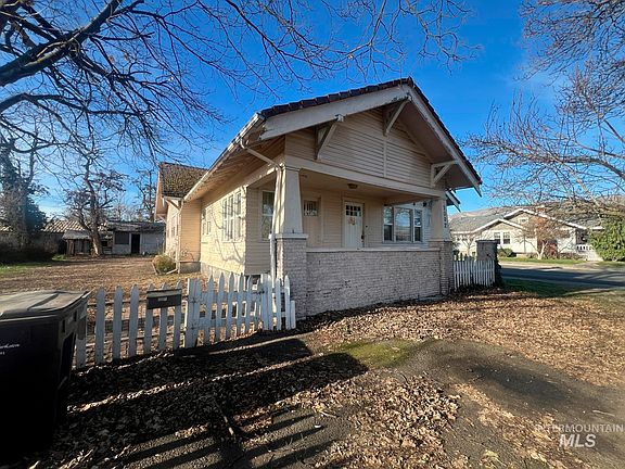2nd image of 1002 9th St