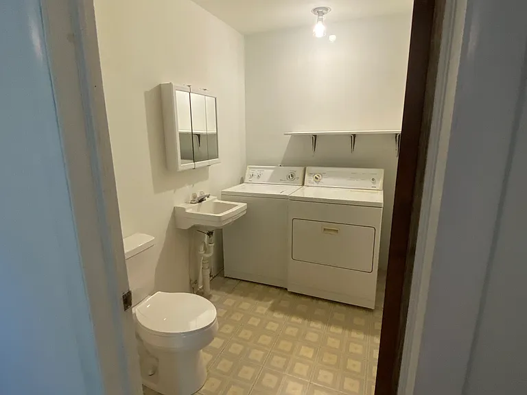 2209 Main Street Ext — Photo 9