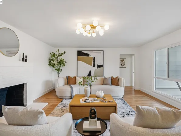 2435 Lunada Ln, Alamo, CA 94507