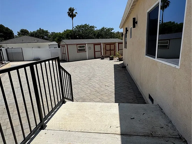 10054 Barling St — Photo 22