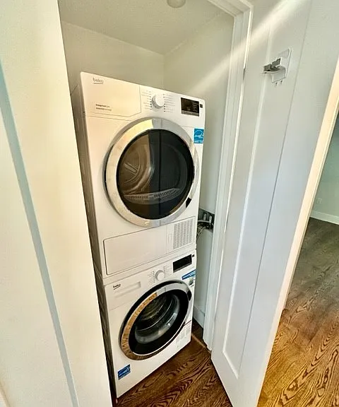 366 Hanover St #7 — Photo 5
