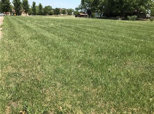 Lynnewood Ln, Garnett, KS 66032